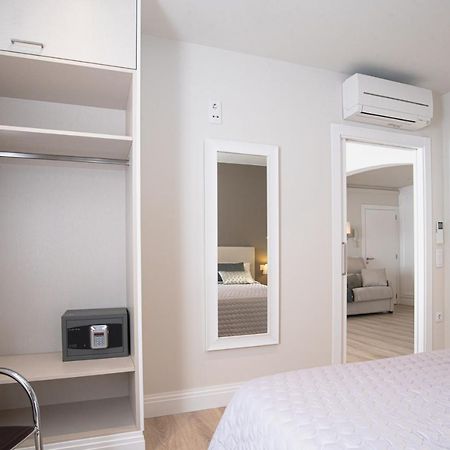 Apartamentos Hotel Pirineos Figueres  Exterior foto